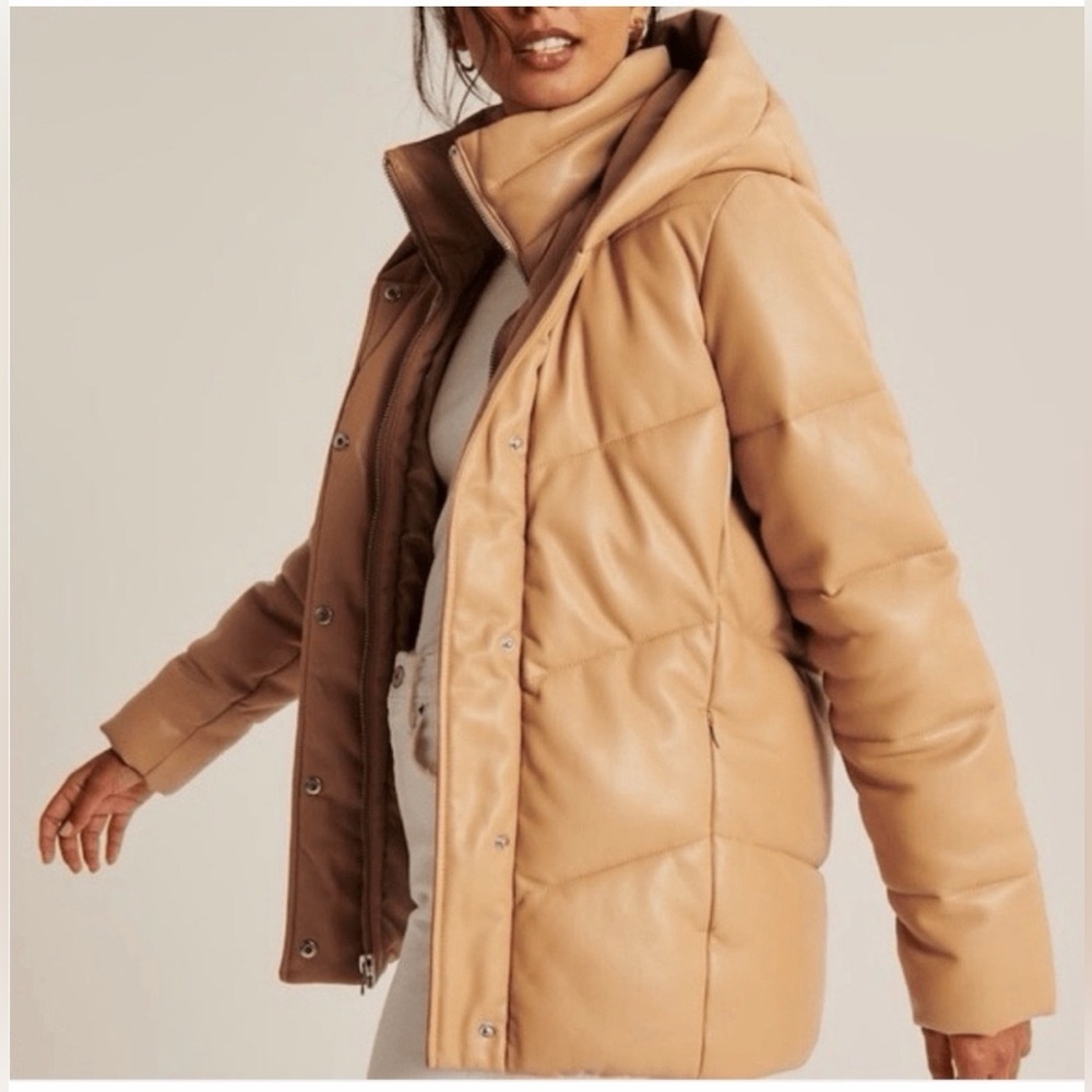 Abercrombie and Fitch Ultra Water Resistant Vegan Leather Puffer Coat Jacket